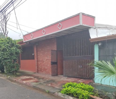 OPORTUNIDAD VENTA DE CASA EN ALAJUELA