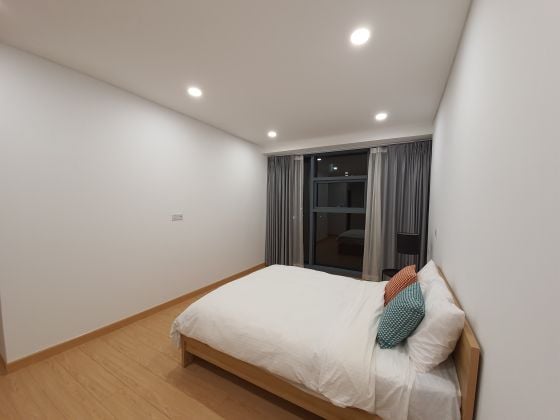 2 bedrooms apartment for rent in Sunwah Pearl, full furniture