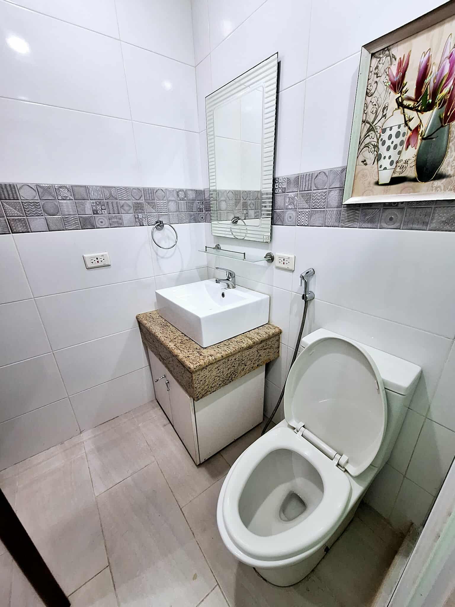  Live Retire or Invest in Cebu, Philippines! For Sale: 2-Bedroom Ready-for-Occupancy Condo With Fully Furnished| Trillium 