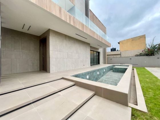  *Villa de Standing à Vendre à Tokoin Wuiti-Forever – ...