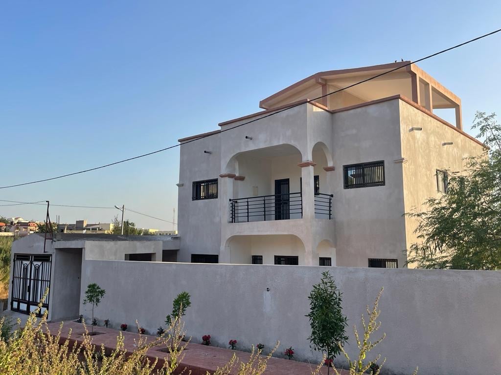 Villa Duplex Moderne à Louer Koulouba