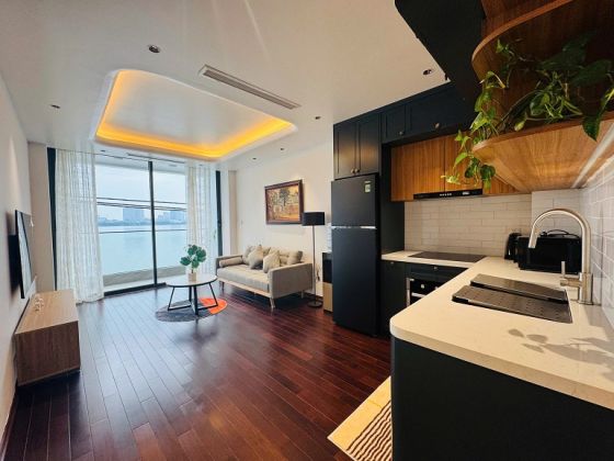 Nice, modern, brand – new 1 bedroom apartment with balcony and lake ...