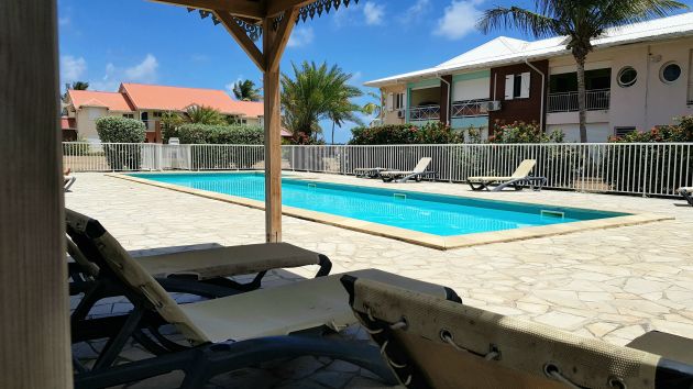 À vendre : Charmant appartement T2/3 meublé avec vue mer ...