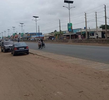 1659 m² AU BORD DU GOUDRON (RNIE) À VENDRE À COCOTOMEY 