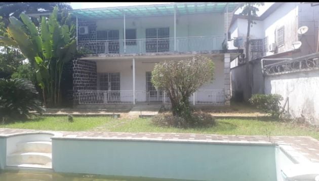 Duplex a vendre a Bonapriso 