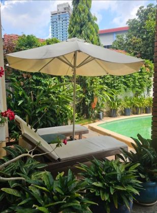 Very Unique home with swimming pool 5 Bedrooms ��