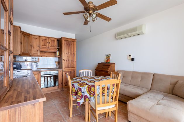 Seafront 2-Bedroom Apartment in St. Paul's Bay – Available for Long ...