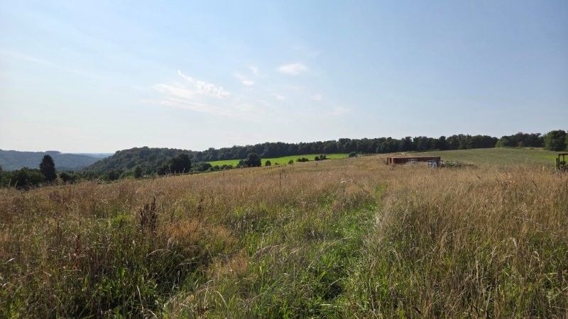 6830 LES HAYONS - Bouillon : Magnifique et grand terrain avec vue imprenable sur la vallée.