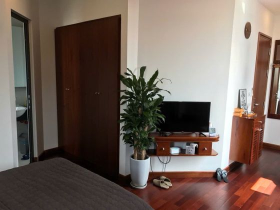 Nice studio apartment in Dao Tan street, Ba Dinh district for rent