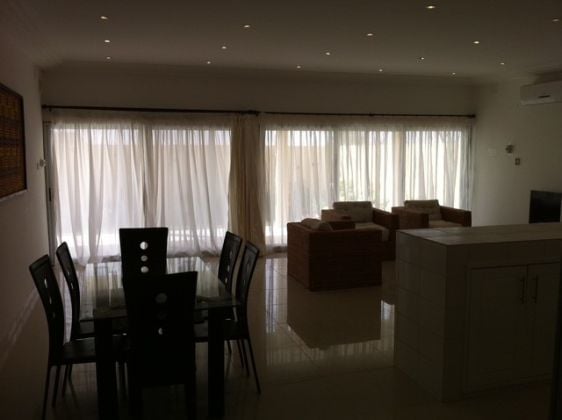 Villa meublée moderne + appartement indépendant à ...