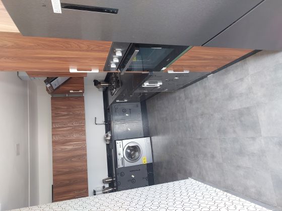 Vivez le prestige : piscine & salle de sport sur le toit.