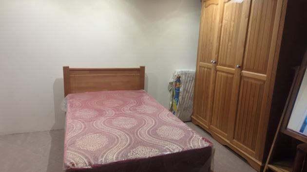 STUDIO FOR RENT IN SODNAC A FEW MINS WALK TO TRAIN STATION