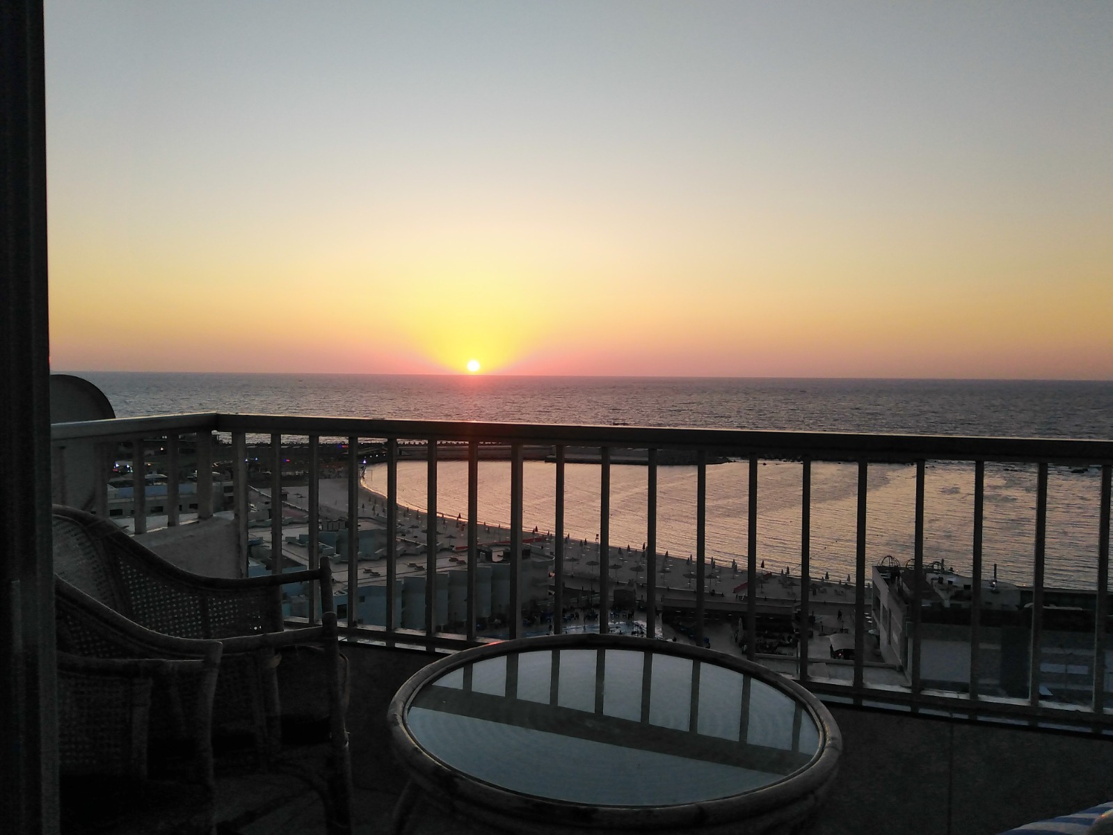 SEA VIEW Apartment - City Square