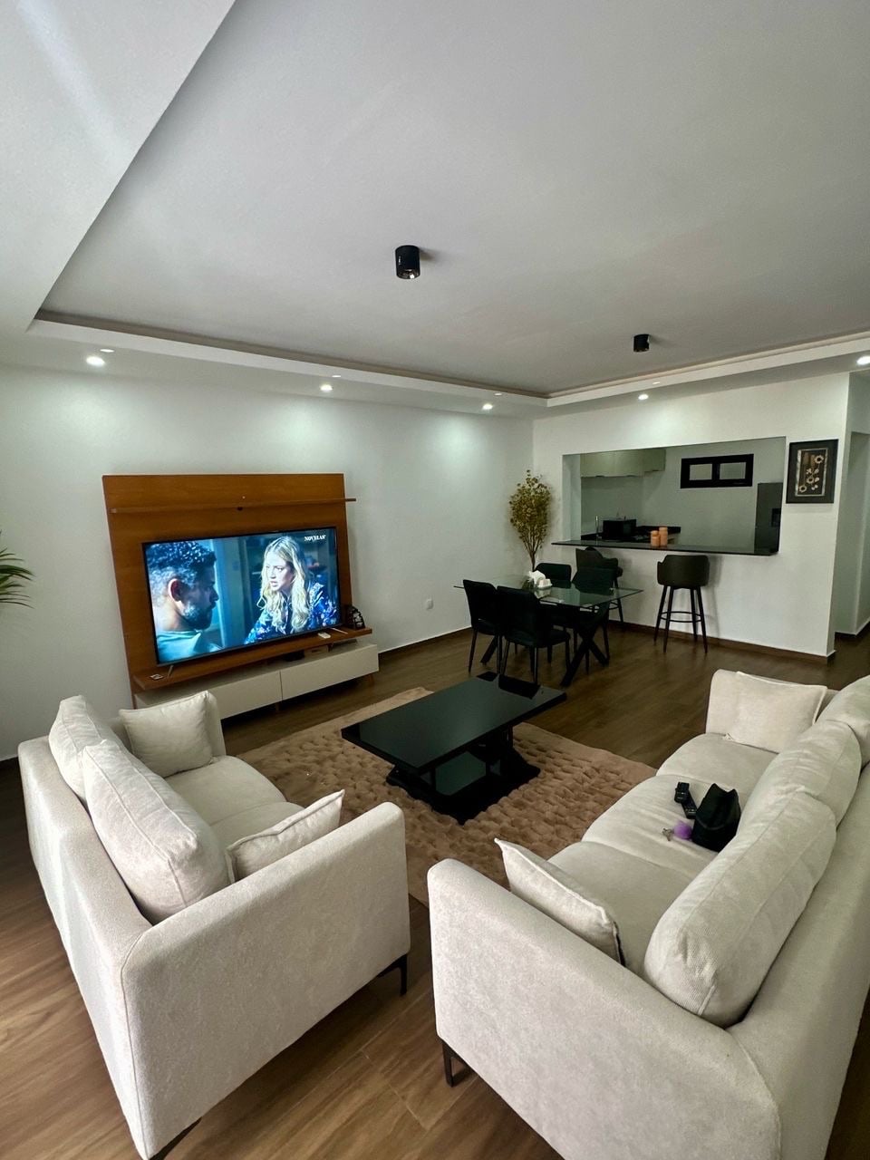 Appartamento arredato di 3 locali Angre CHU e Château 