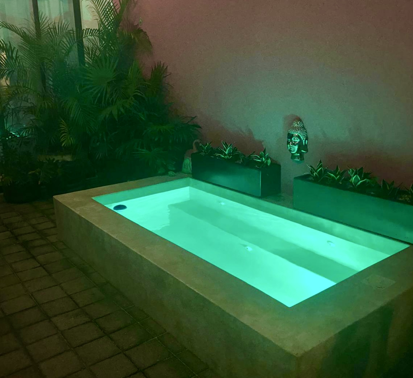 &#55356;&#57140; Beautiful Modern 2BR/2.5 Bath Home with Private pool Fully Furnished & Move-in Ready!