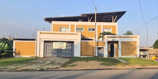 Location de villa 6 pièces à la Riviera Bonoumin