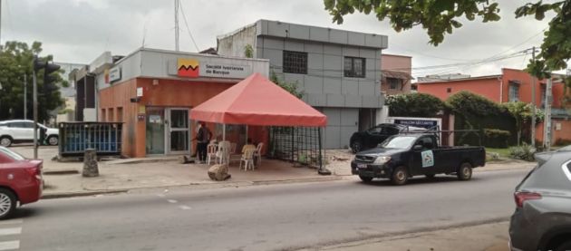 Bureau 10 pièces à louer au 2 plateau latrille 