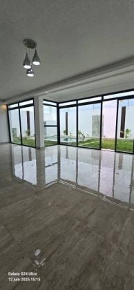 Villa avec piscine en location grand bassam mockeyville 