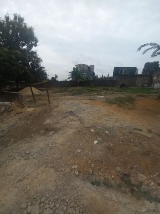 Vendita di un bellissimo terreno di 806m2 a Cocody Riviera M'badon 