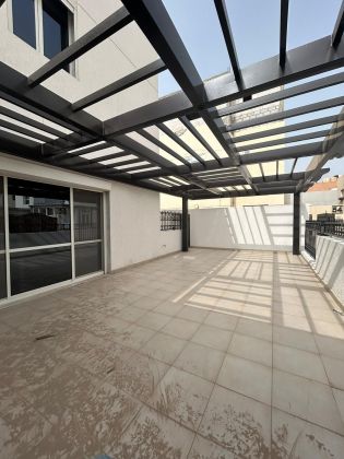 A new luxury villa for rent in Fintas, Kuwait, with a spacious area of ...