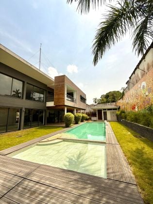 Superbe villa haut standing à vendre – Cocody Riviera 3