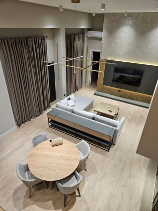 Modern 2 bedrooms apartment in Knightbridge complex 