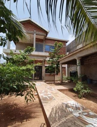 À VENDRE – Belle villa duplex récente, jamais ...