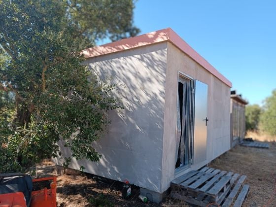 Bungalow with Insulation and Waterproofing