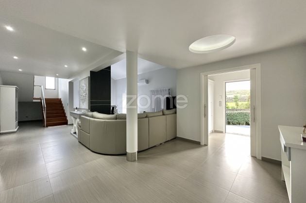 6-Bedroom Villa with Pool - Pico da Pedra