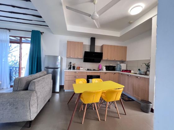 Beachfront Bliss-Luxury apartment with ocean views