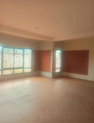 Villa a louer a Bonapriso hydrocarbure 