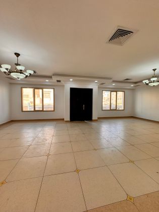 For rent in Salwa, a ground floor with a private entrance.