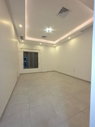 For rent in Al-Fintas, a new, unfurnished apartment with 3 bedrooms.