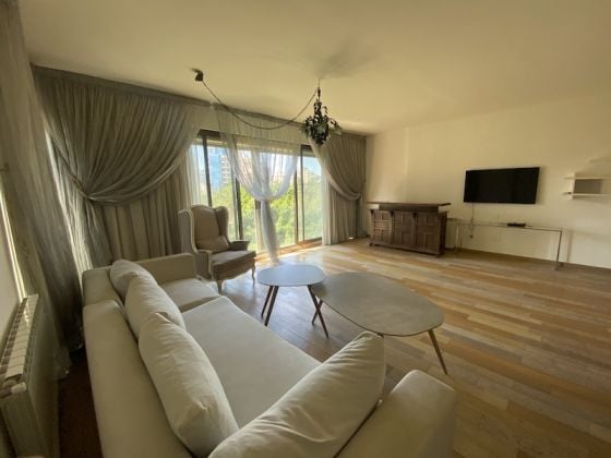 Furnished apartment to rent in Achrafieh near Lycee Franco Libanais 2/3 ...