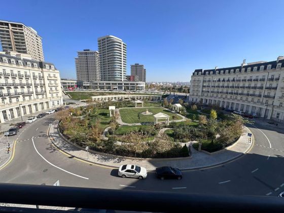 2 bedrooms apartment for rent Knightsbridge Residence 