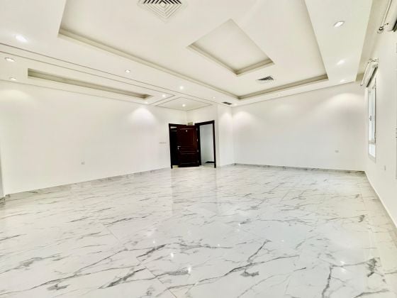 Three bedroom apartment for rent in Salwa