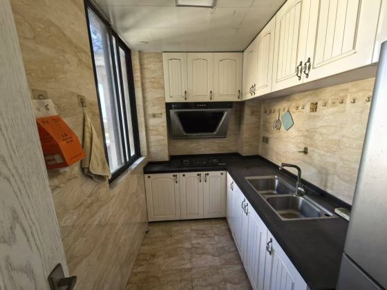 Comfortable 2-bedrooms appt for rent 