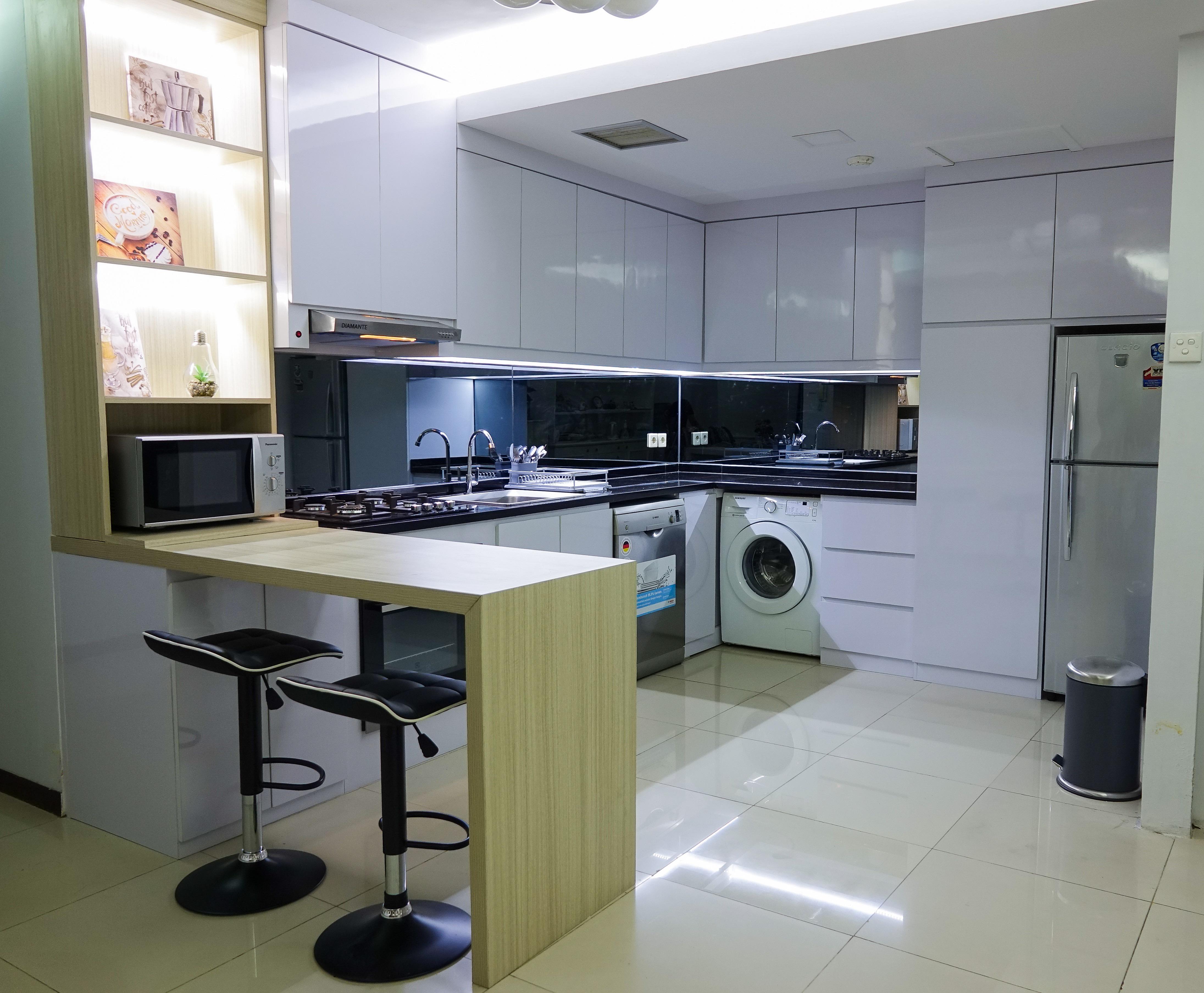 107m2 Apartment for Rent Jakarta Residence Cosmo Mansion, Jakarta Indonesia