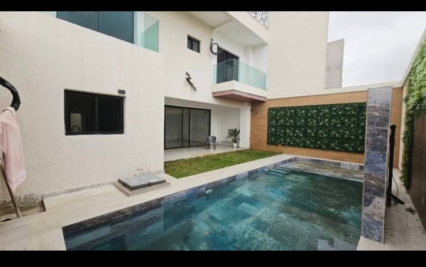 VILLA TRIPLEX 6 PIÈCES EN VENTE À BINGERVILLE 