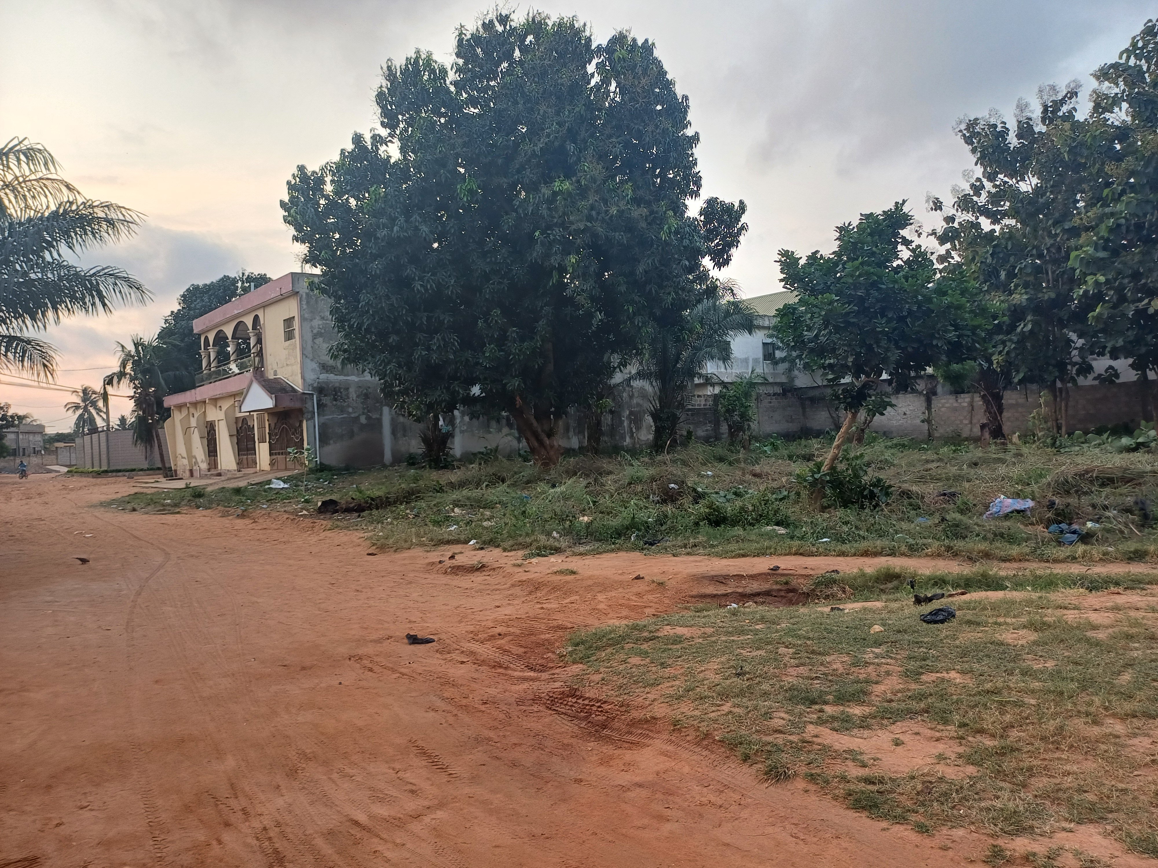 TERRENO URBANO SICURO IN VENDITA LOMÉ_TOGO 
