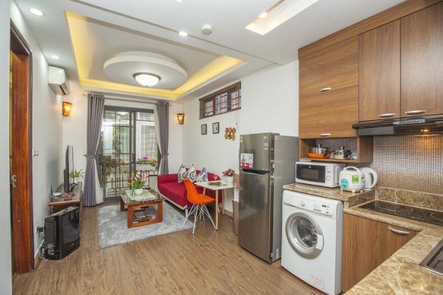 Nice, modern 1 – bedroom apartment with balcony in Dao Tan street, ...