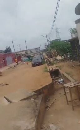 Vendita di un bellissimo terreno di 385m2 a Cocody Riviera Faya Winner ...