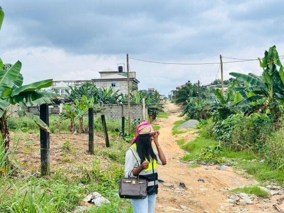 589 m2 corner lot available at Japoma Cocotier 