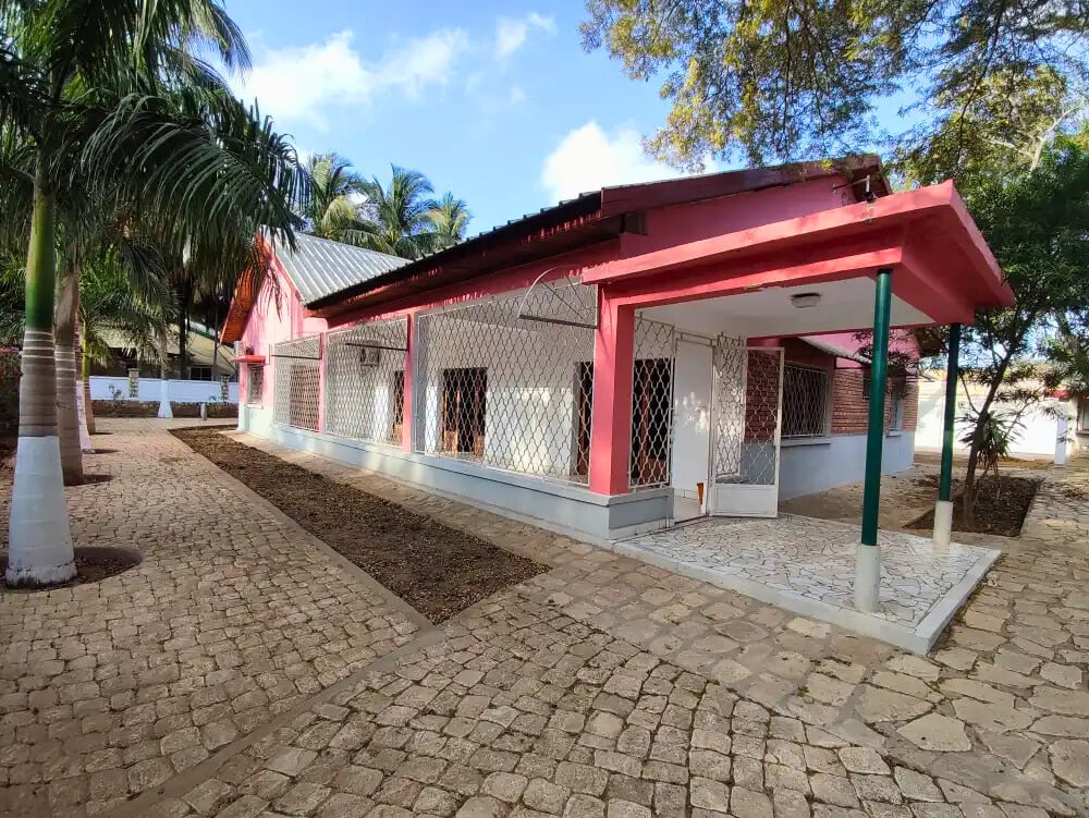 SE ALQUILA - Villa F5 en residencia segura