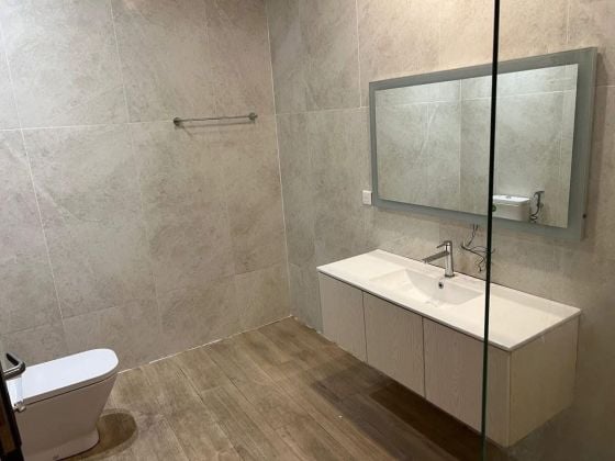 RRental of a 12-room triplex villa in Cocody Riviera, 4 M'Badon.