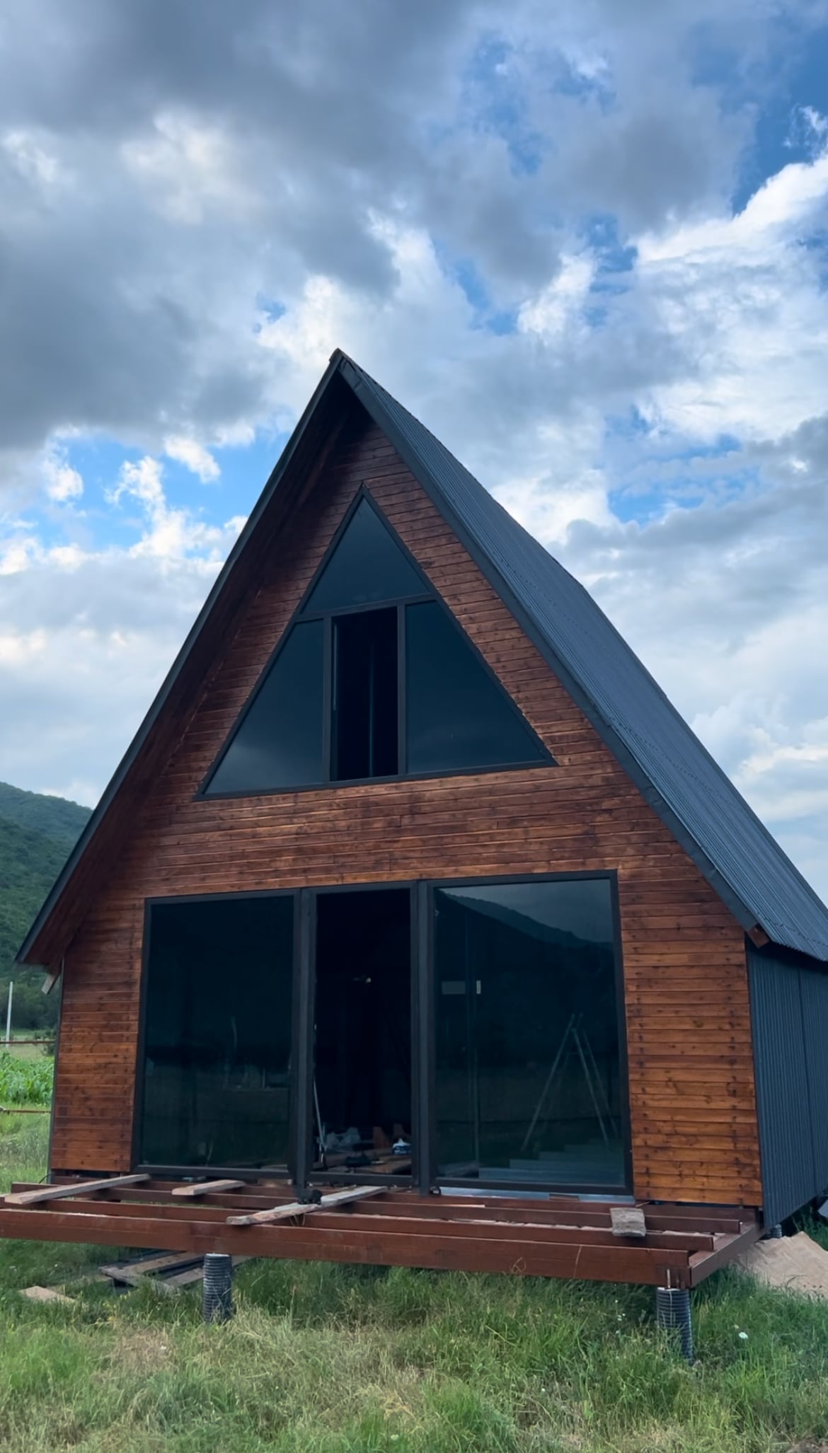 Georgia • Aragvispiri: A-frame cottage on 800 m² — $79,900 