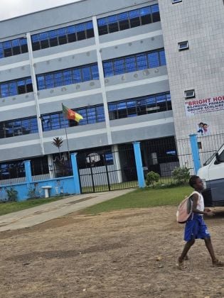 Terrain titré à vendre au Cameroun exactement à yassa ...