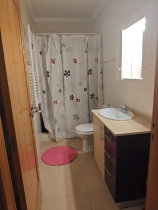 Modern 2-Bedroom Apartment for Rent – Turcifal, Torres Vedras