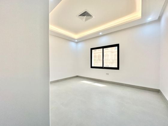 Three bedroom apartment for rent in Salwa