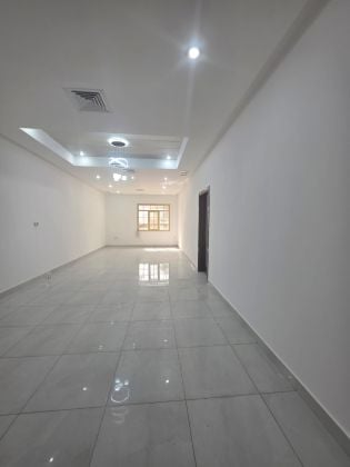 For rent in Jabriya: 3 bedrooms
